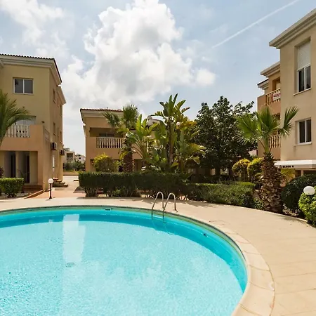 Charlies Nest * Paphos